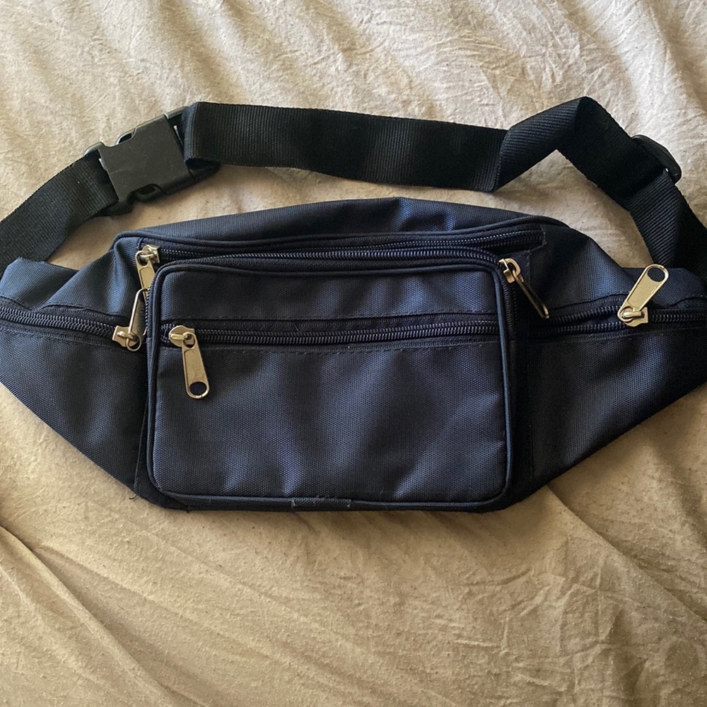 Cute little Fanny pack!